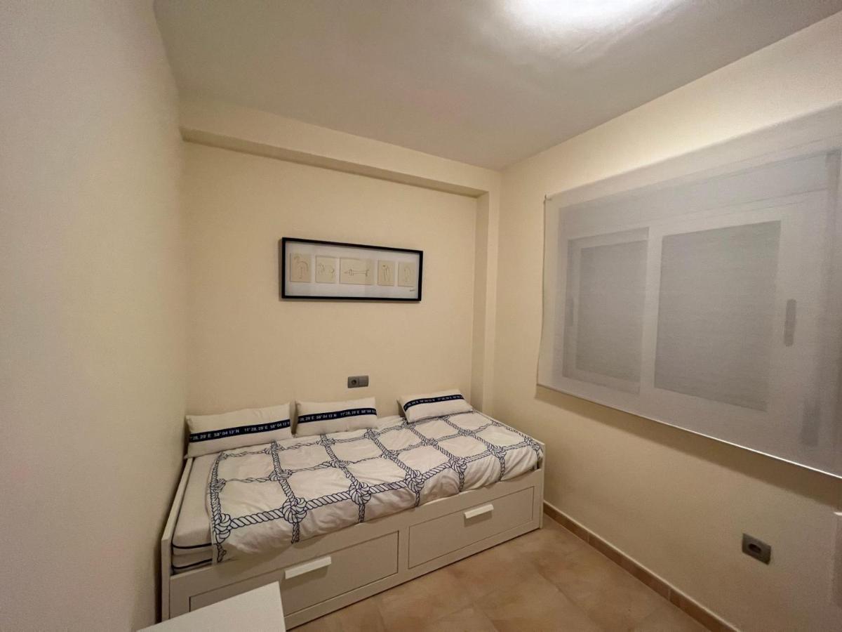 Apartamento Familiar Con Piscina A Un Paso De Playa Cala Sirenas Miami Playa Exterior photo